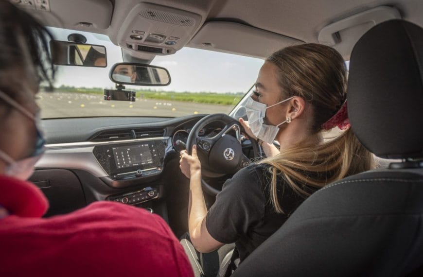 Automatic Driving Lessons Ottawa